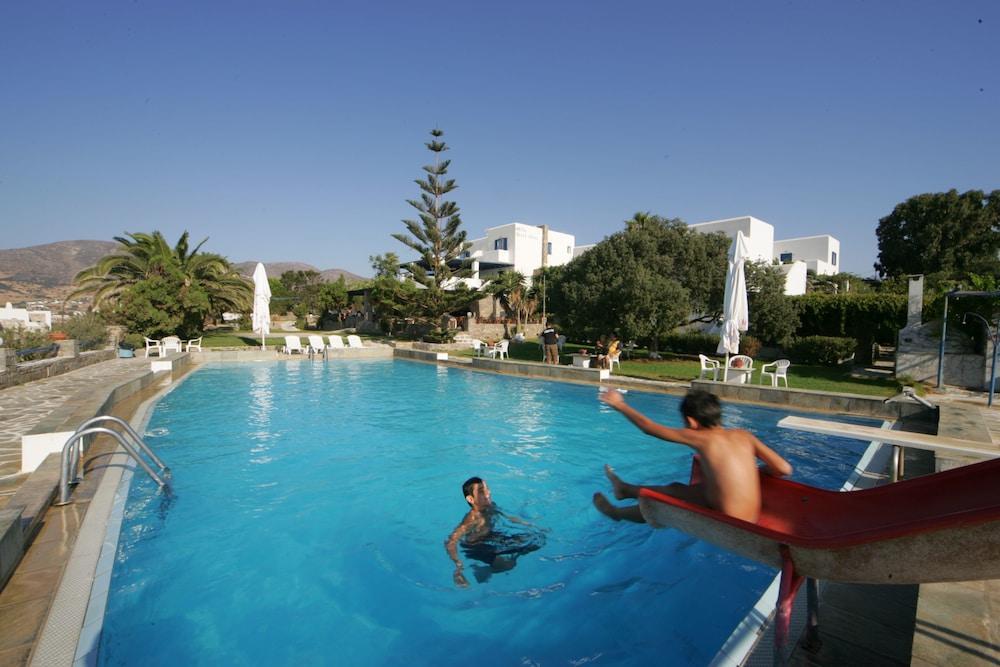 Hotel Silver Rocks 3*